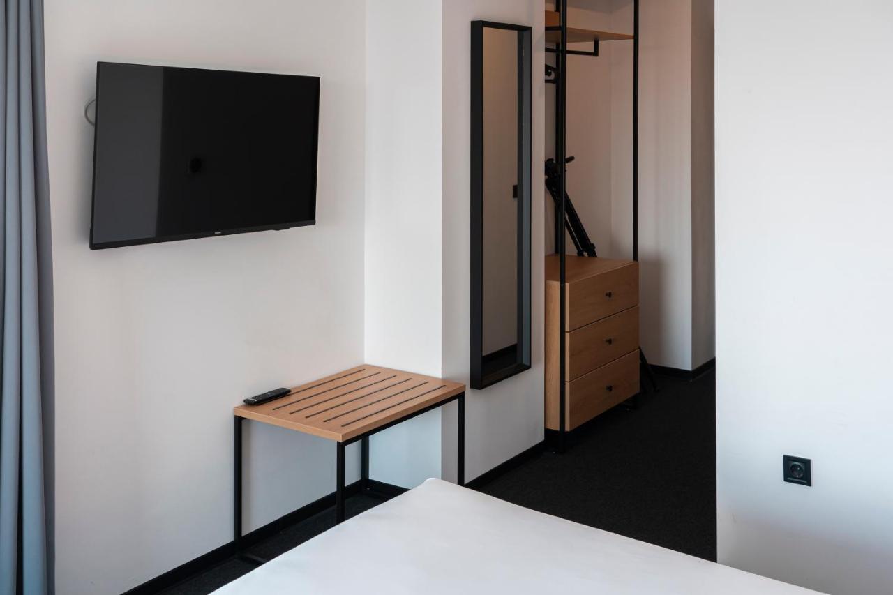 Hotel Campus 90 - Free Parking 바르나 외부 사진